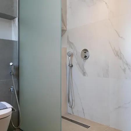 Notia Luxury Living Aparthotel 4*