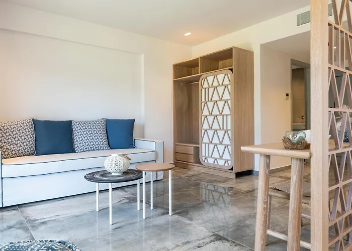 Apart-hotel Notia Luxury Living 4*