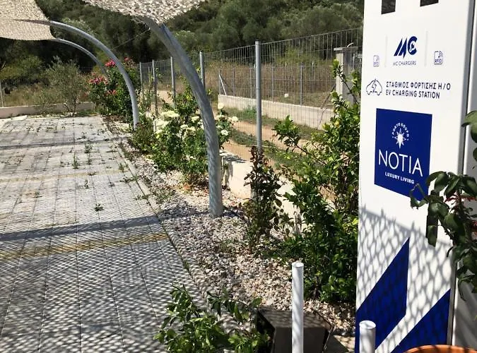 Notia Luxury Living 4*