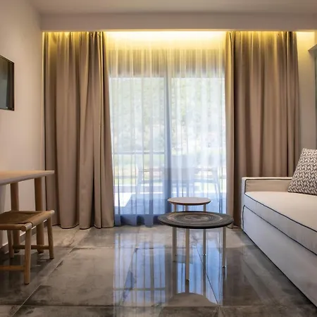 Notia Luxury Living Aparthotel 4*